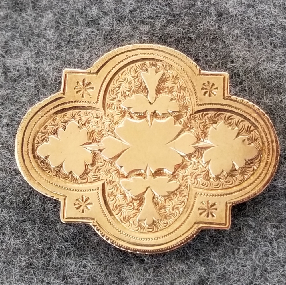 Antique 14k gold brooch solid 1800s Victorian pin yellow engraved